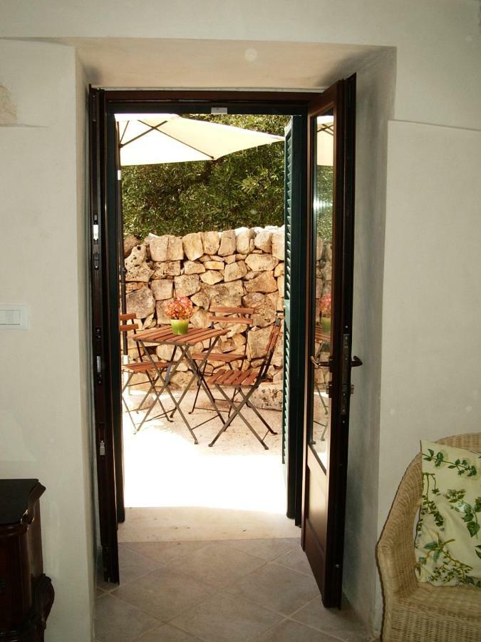 Bed and Breakfast Il Giardino Di Viola Челье-Мессапика Экстерьер фото