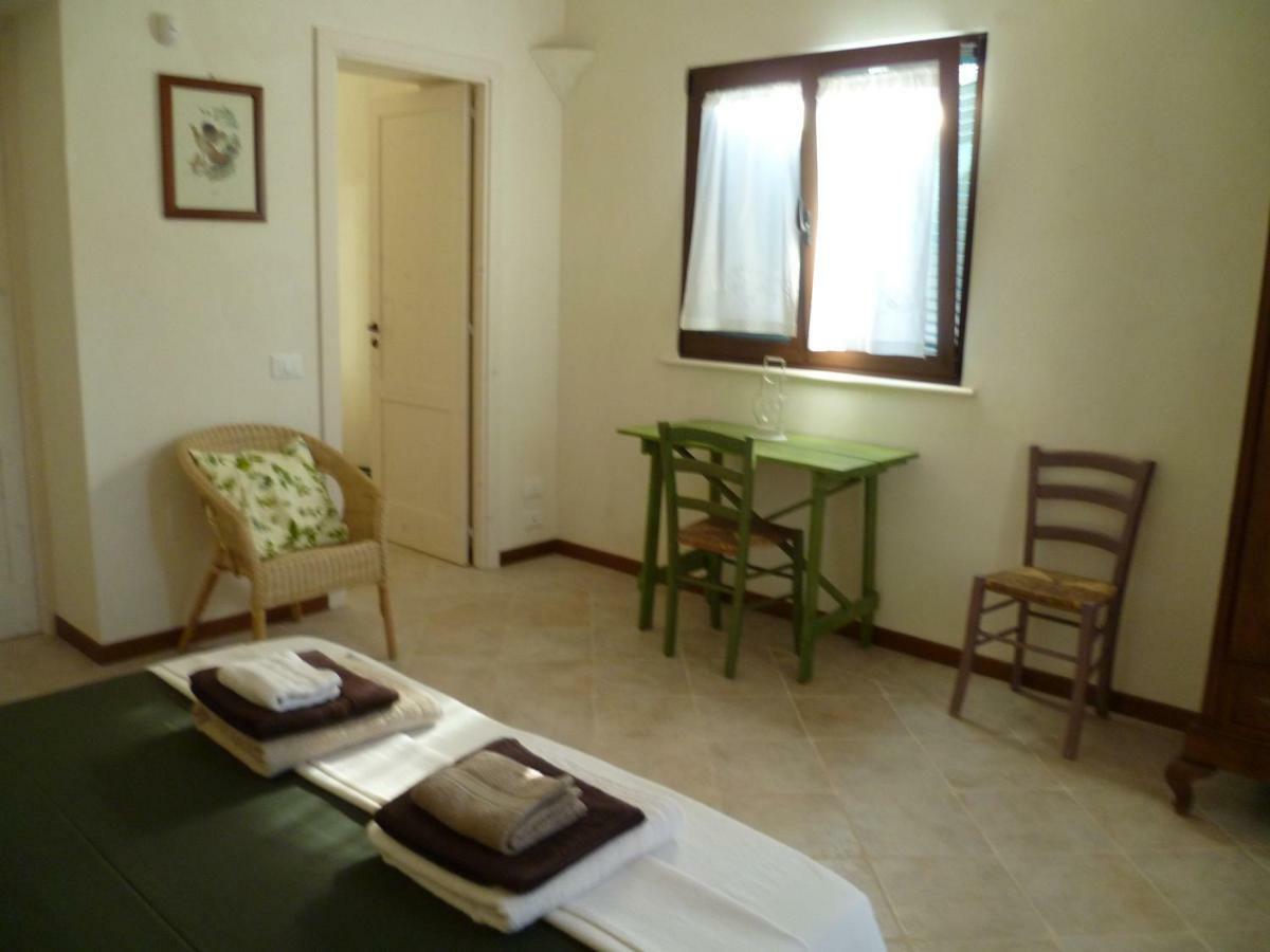 Bed and Breakfast Il Giardino Di Viola Челье-Мессапика Экстерьер фото